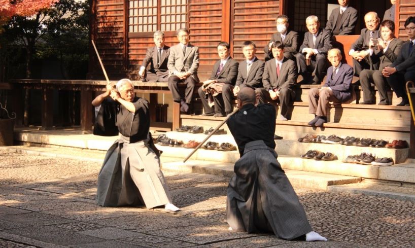 やっとかめ文化祭2015年：白林寺での演武